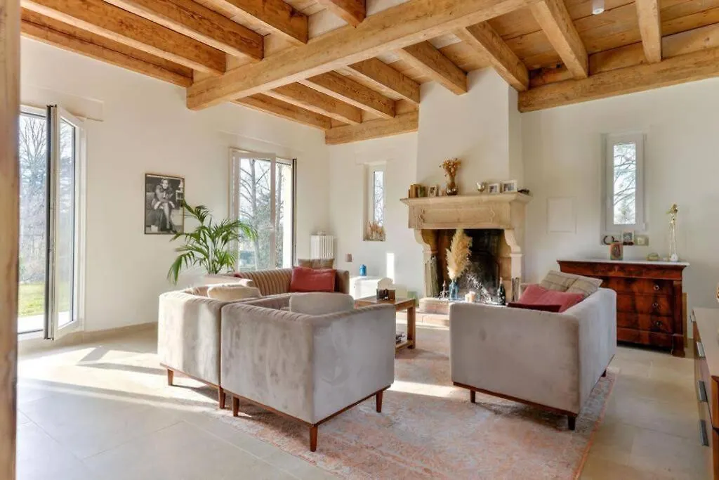 Holiday home Propriete De Charme Avec Piscine Villa Vienne  France