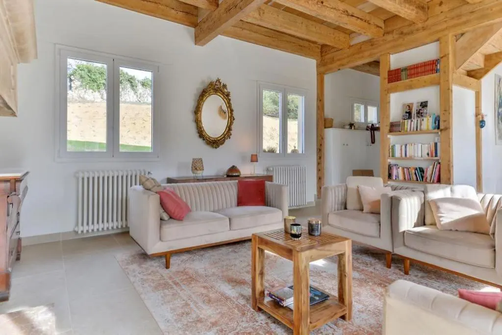 Holiday home Propriete De Charme Avec Piscine Villa Vienne